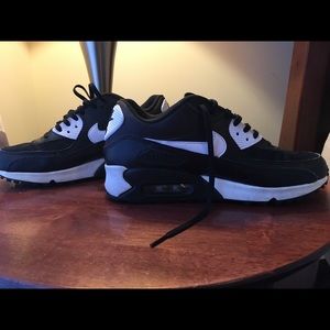 Nike Air Max Black/White
